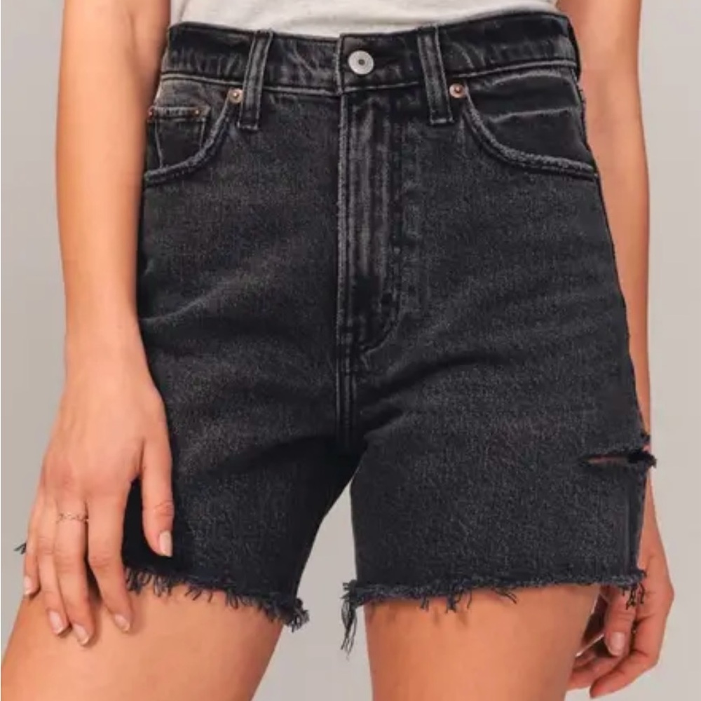 Abercrombie High Rise Dad Short
